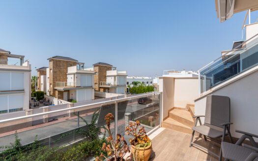 Modern penthouse in Torrevieja